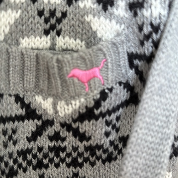 2000s PINK Sweater Jacket - Picture 3 of 3